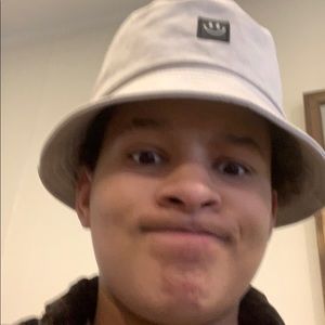 Meet your Posher, Scott